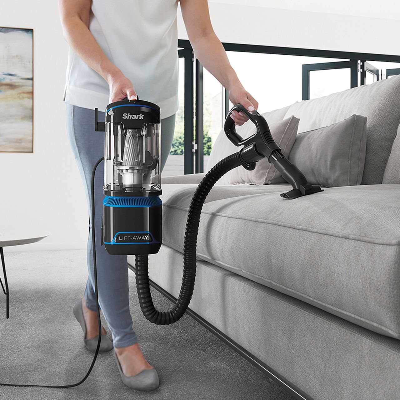 Shark Lift Away NV602UK Upright Vacuum Cleaner - Image 3